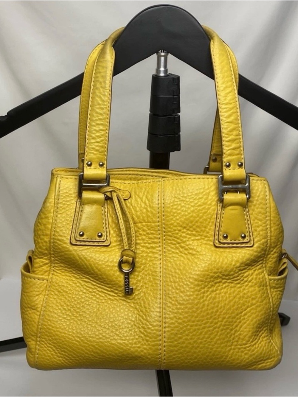 Fossil Yellow Pebbled Leather Satchel Bag Multi Pocket Organizer Key Charm Y2K